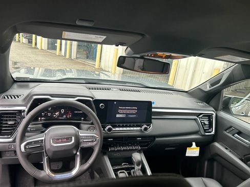 New 2026 GMC Canyon Elevation w/ Convenience Package image 22