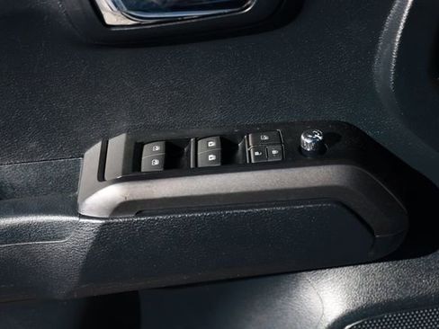 Used 2017 Toyota Tacoma TRD Sport w/ Tow Package image 48