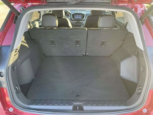 Used 2021 GMC Terrain SLT image 26