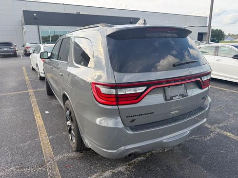 Used 2023 Dodge Durango R/T AWD/4WD image 4