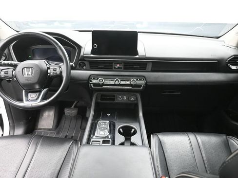 Used 2023 Honda Pilot Elite image 14
