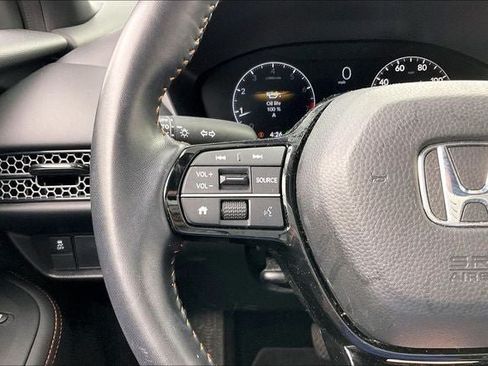 Certified 2025 Honda HR-V Sport image 22