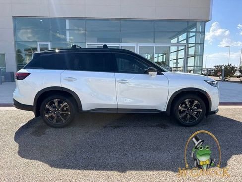 Used 2026 INFINITI QX60 Autograph w/ Dark Cargo Package AWD/4WD image 4