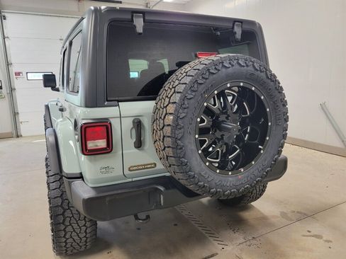 Used 2023 Jeep Wrangler Unlimited Sport AWD/4WD image 8