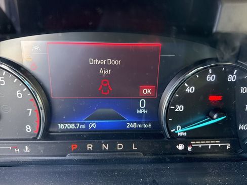 Used 2024 Ford Explorer XLT w/ Equipment Group 202A image 23