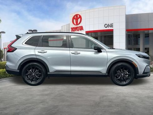 Used 2025 Honda CR-V Sport-L image 3