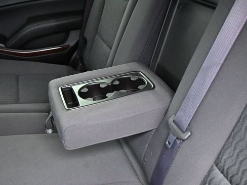 Used 2016 GMC Yukon SLE RWD image 25