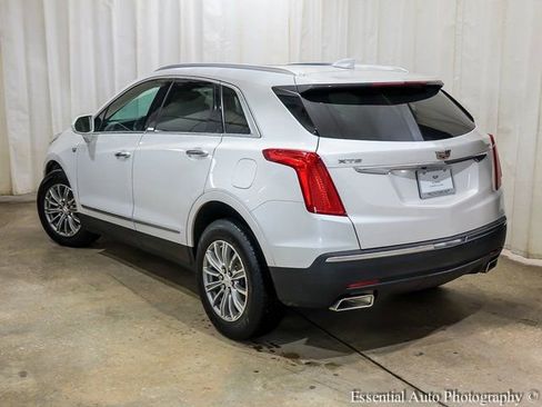 Certified 2017 Cadillac XT5 Luxury w/ Driver Awareness Package image 8