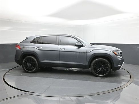 Certified 2023 Volkswagen Atlas Cross Sport SE image 26