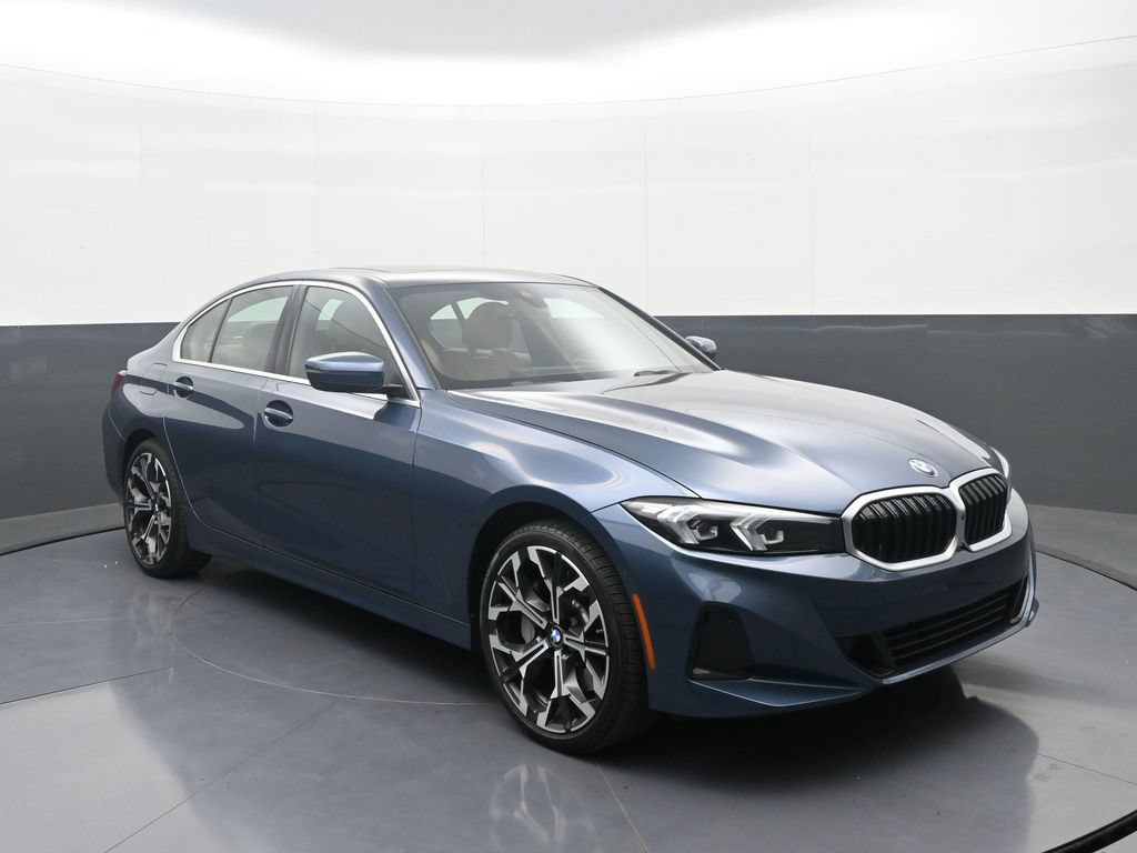 Used 2026 BMW 330i xDrive Sedan AWD/4WD image 3
