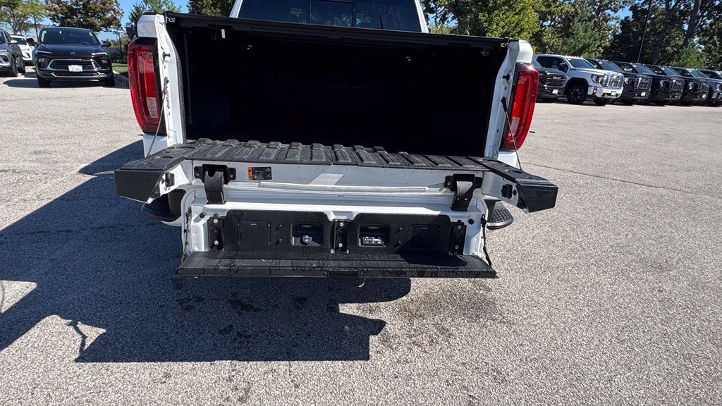 Used 2023 GMC Sierra 1500 Denali Ultimate AWD/4WD image 6