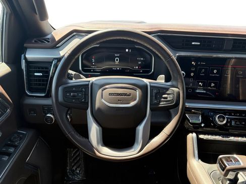 Certified 2022 GMC Sierra 1500 Denali w/ Denali Reserve Package AWD/4WD image 13