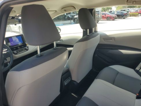 Certified 2025 Toyota Corolla LE FWD image 11