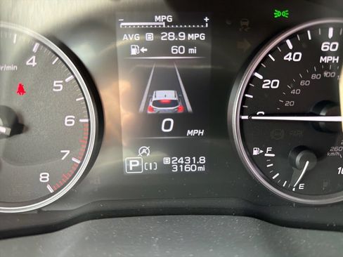 Used 2026 Subaru Crosstrek 2.5i Premium AWD/4WD image 32