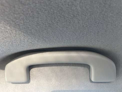 Used 2022 Nissan Kicks SV image 25