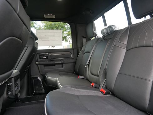 New 2026 RAM 2500 Limited image 10