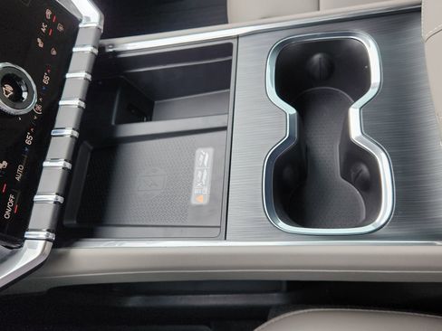 New 2026 GMC Acadia Elevation w/ Elevation Premium Package image 23