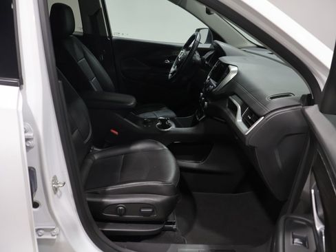 Used 2024 GMC Terrain SLT AWD/4WD image 25