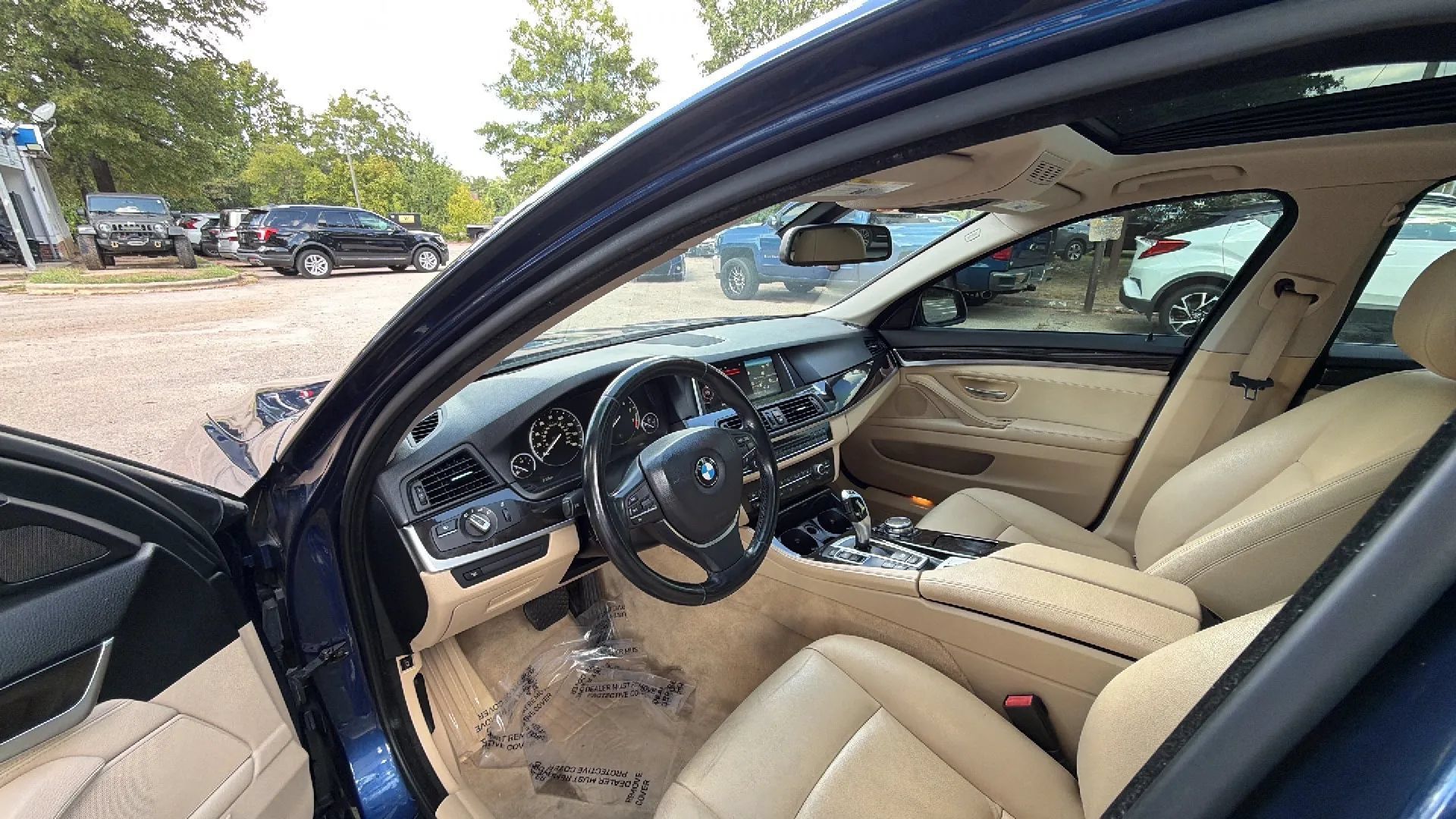Used 2015 BMW 535i xDrive Sedan AWD/4WD image 18