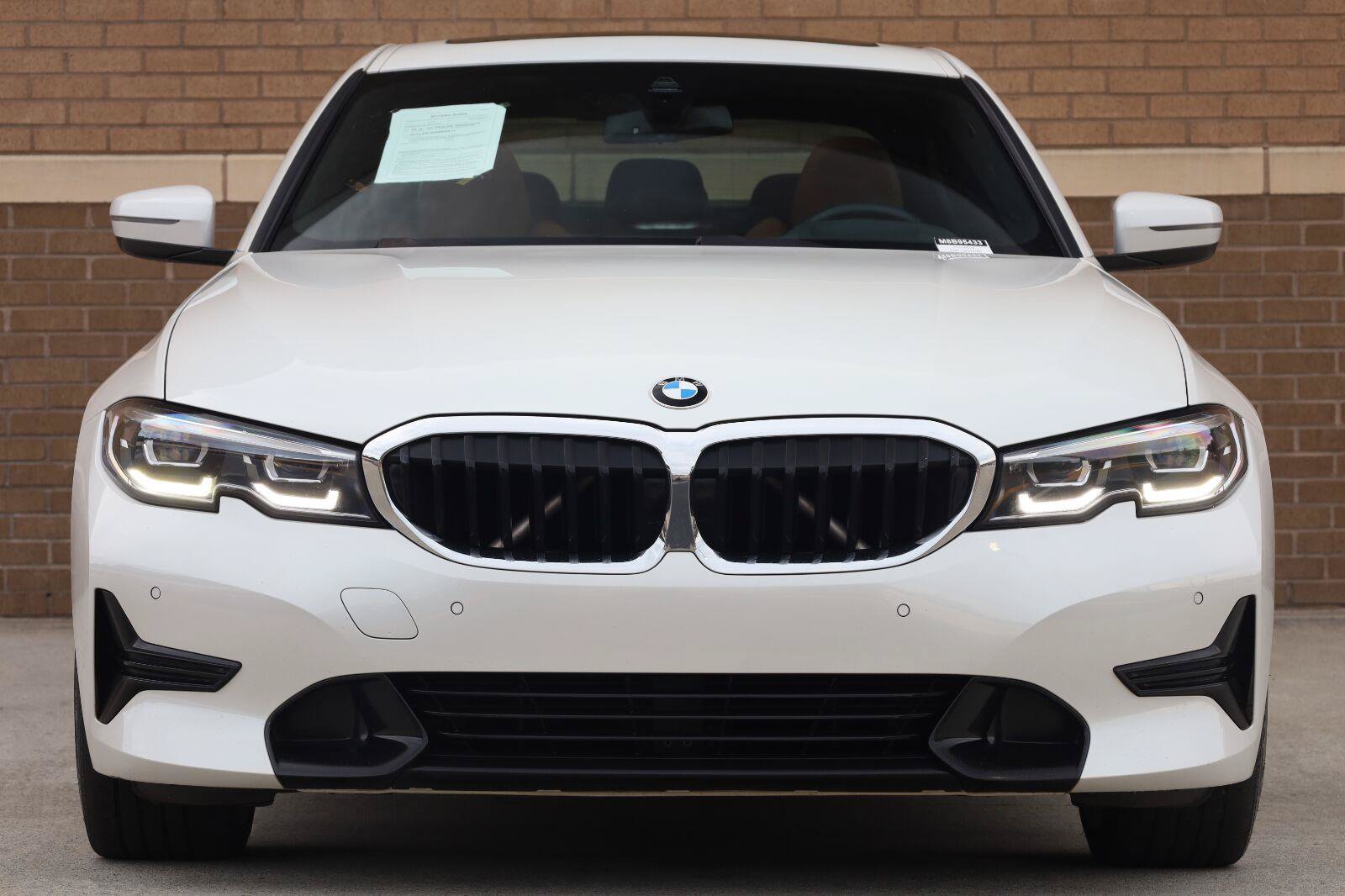 Used 2021 BMW 330i Sedan w/ Premium Package RWD image 6