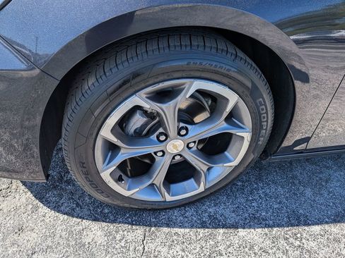 Used 2023 Chevrolet Malibu LT image 9