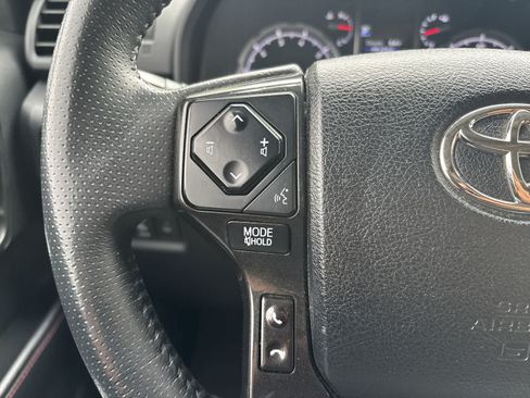 Used 2022 Toyota 4Runner TRD Pro AWD/4WD image 10