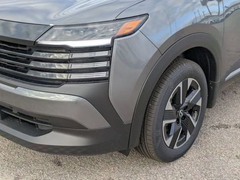 New 2026 Nissan Kicks SV w/ SV Premium Package AWD/4WD image 9