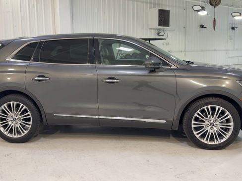 Used 2018 Lincoln MKX Reserve image 2