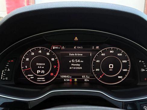 Used 2017 Audi Q7 3.0T Premium Plus w/ Premium Plus Package image 7