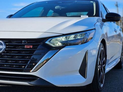 Certified 2024 Nissan Sentra SR w/ SR Premium Package image 9