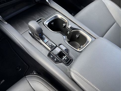 Certified 2025 Lexus RX 350h AWD/4WD image 18