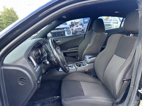Used 2019 Dodge Charger GT RWD image 18