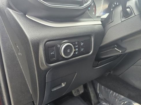 Used 2023 Ford Explorer XLT w/ Equipment Group 202A image 39