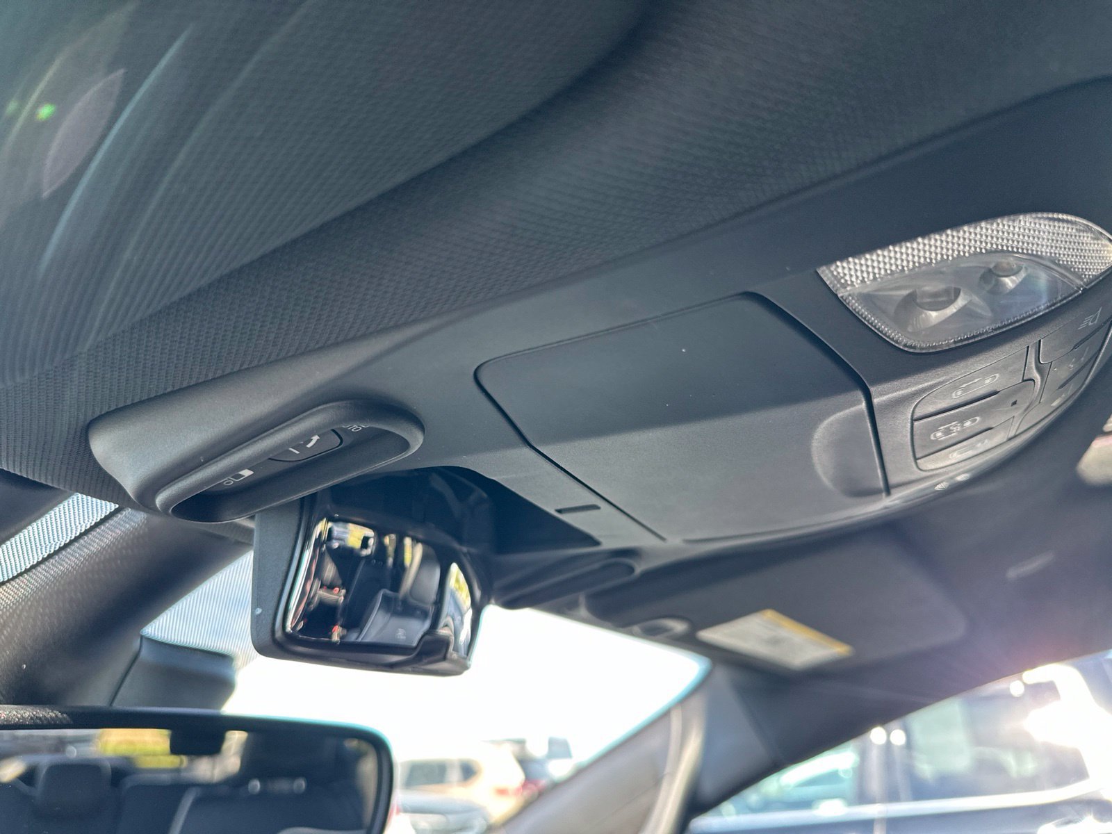 Used 2019 Chrysler Pacifica Limited FWD image 77