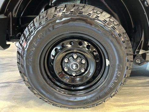 Used 2022 Ford Bronco Black Diamond AWD/4WD image 28