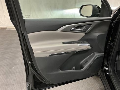 New 2026 Chevrolet Traverse LT w/ LPO, Floor Liner Package FWD image 20