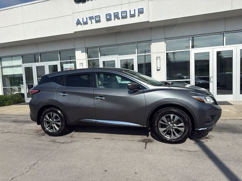Used 2015 Nissan Murano S w/ Cargo Package w/Cover AWD/4WD image 2