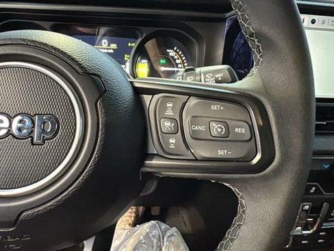 Used 2025 Jeep Wrangler Unlimited Sport S 4xe image 19