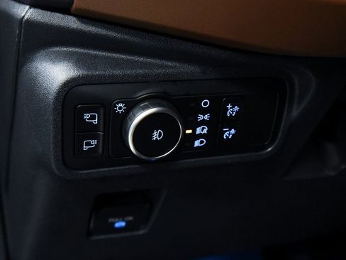 Used 2024 Ford Bronco Outer Banks image 16