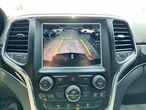 Used 2015 Jeep Grand Cherokee High Altitude AWD/4WD image 46