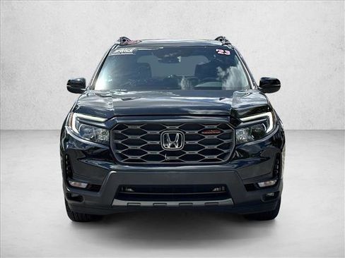 Used 2023 Honda Passport TrailSport image 2