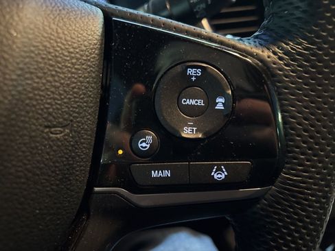 Used 2023 Honda Passport Elite image 17