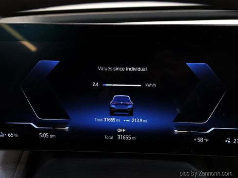 Used 2022 BMW iX xDrive50 w/ Premium Package image 20