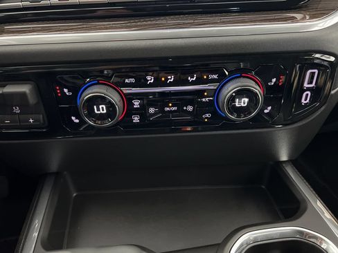 Used 2026 Chevrolet Silverado 1500 RST AWD/4WD image 18