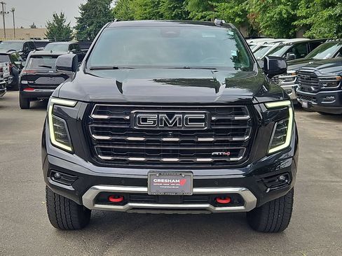 Used 2025 GMC Yukon AT4 Ultimate AWD/4WD image 2