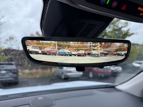 New 2026 GMC Terrain Denali w/ LPO, Floor Liner Package image 38