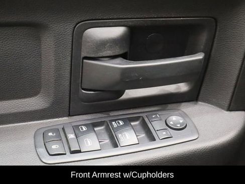 Used 2018 RAM 2500 Tradesman w/ Chrome Appearance Group image 19