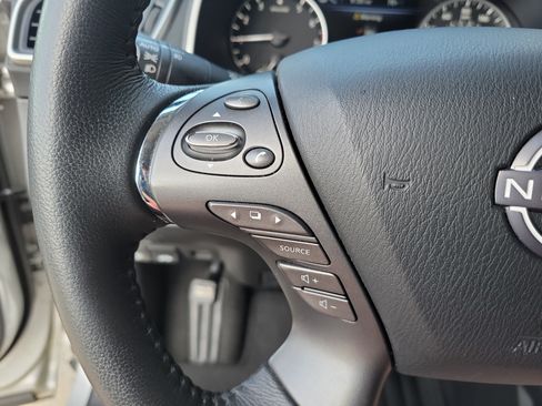 Used 2024 Nissan Murano SV FWD image 20