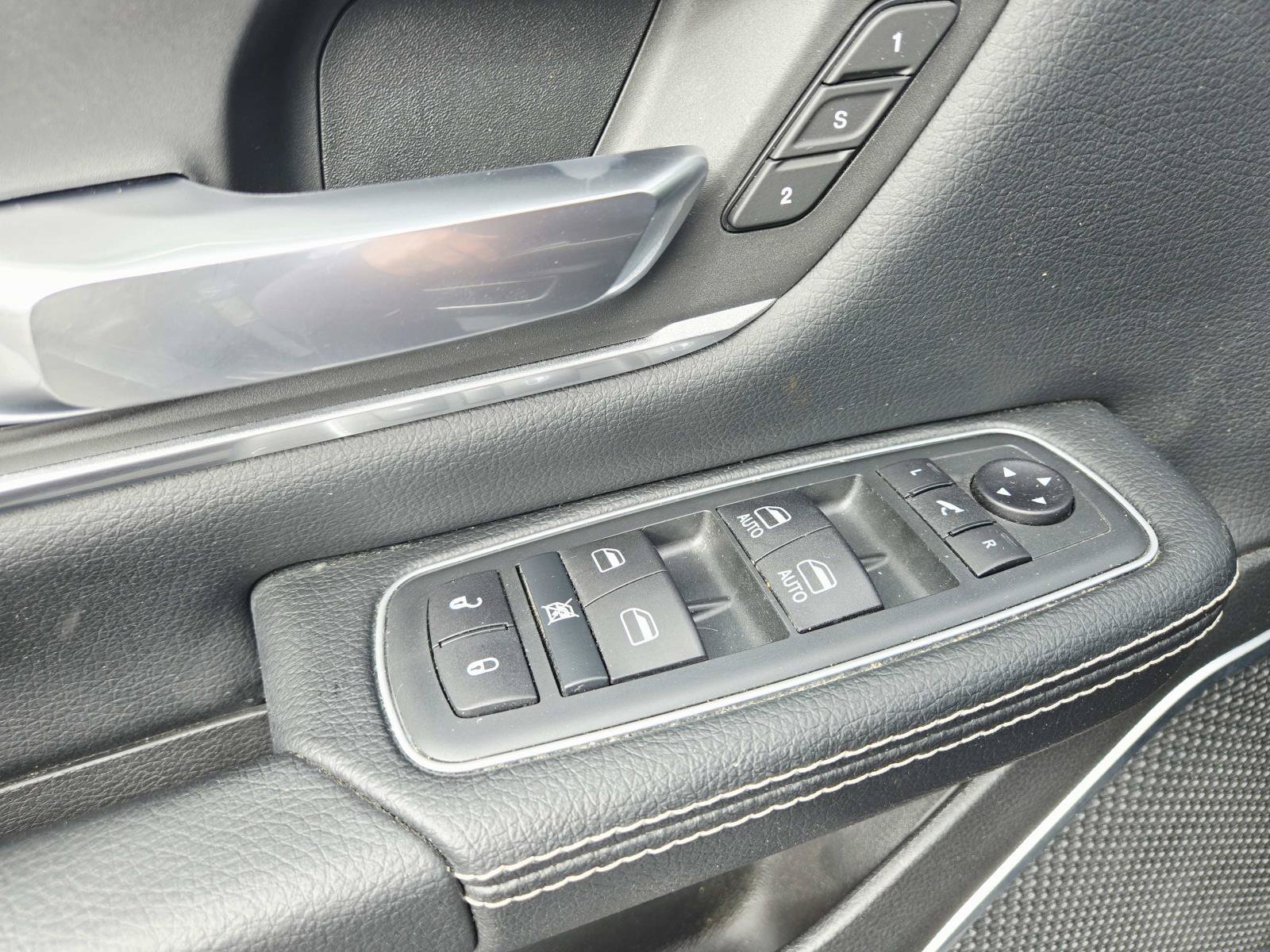 Used 2020 RAM 1500 Laramie w/ Sport Appearance Package AWD/4WD image 40