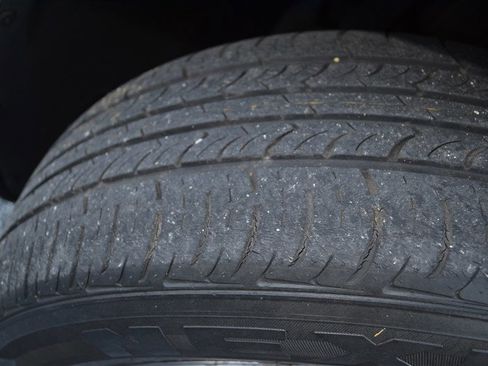 Used 2008 Chrysler 300 C image 36